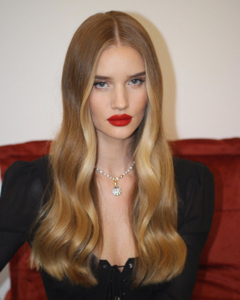 “Undone” Hair Is Over – Here’s How To Get Yours As Glossy As Possible