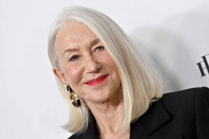 Helen Mirren’s Asymmetric Bob Is A Perfect In-Between Haircut